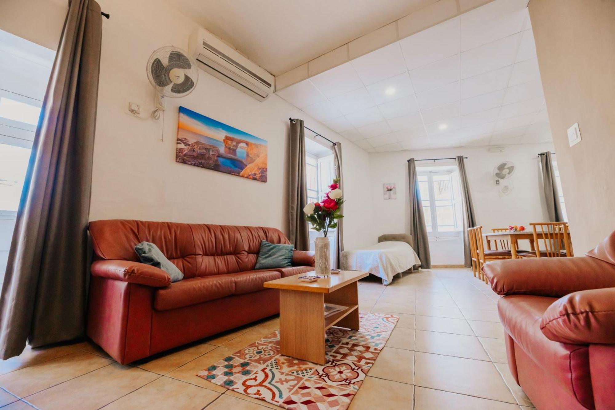 Gelmif Apartments Birgu Esterno foto